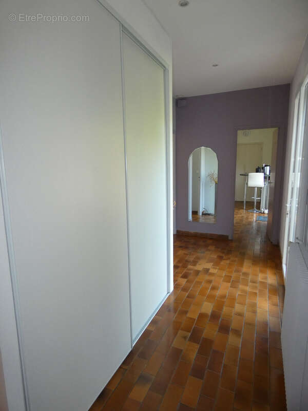 Maison à CAUX-ET-SAUZENS