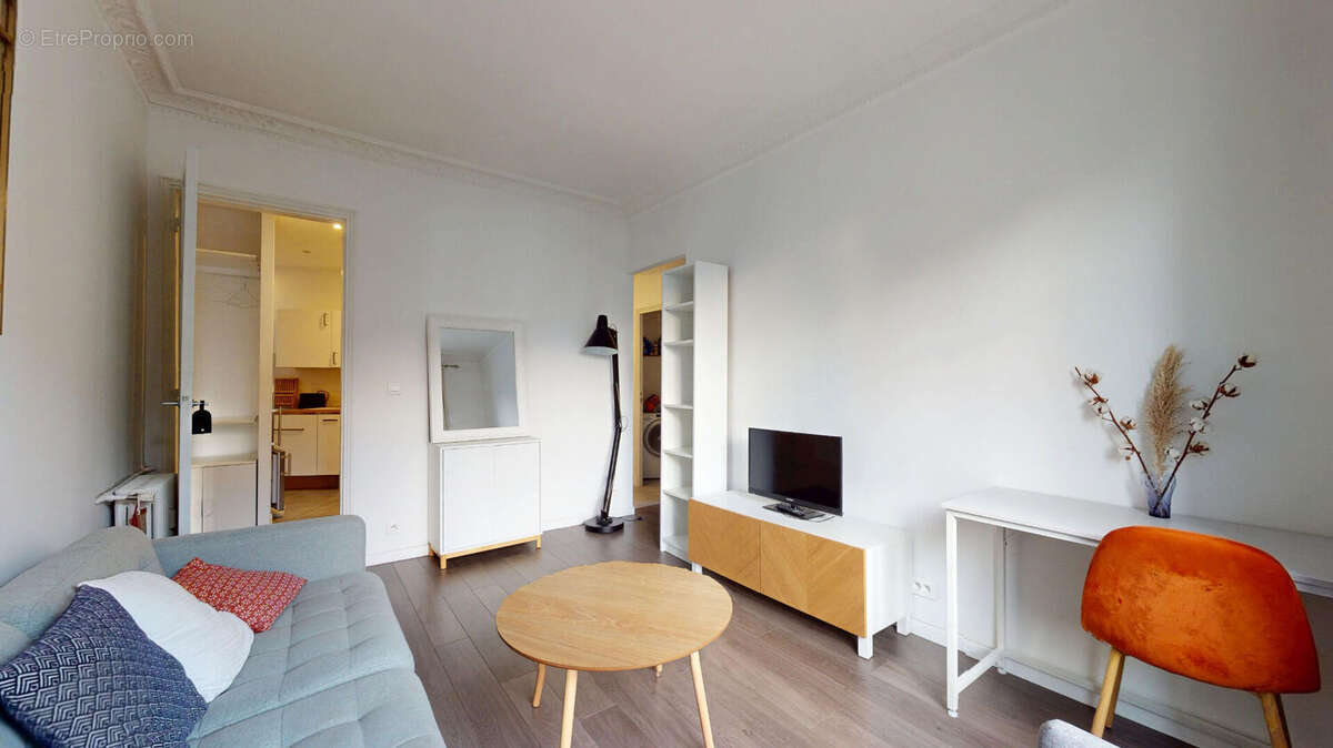 Appartement à PARIS-14E