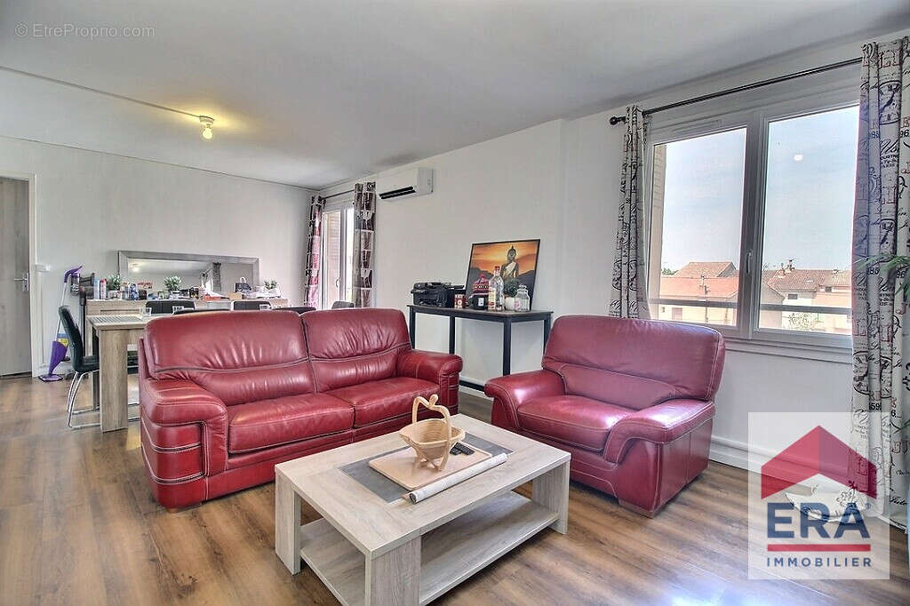 Appartement à SORGUES