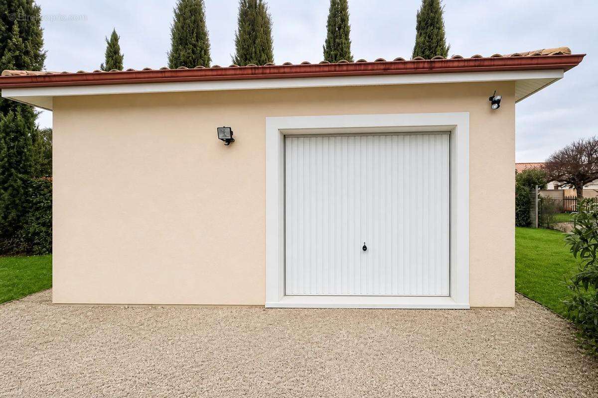 Maison à MONTCARET