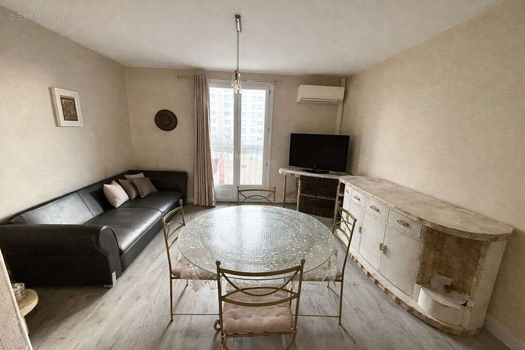 Appartement-T3-balcon-séjour-clairimmo-13009 - Appartement à MARSEILLE-9E