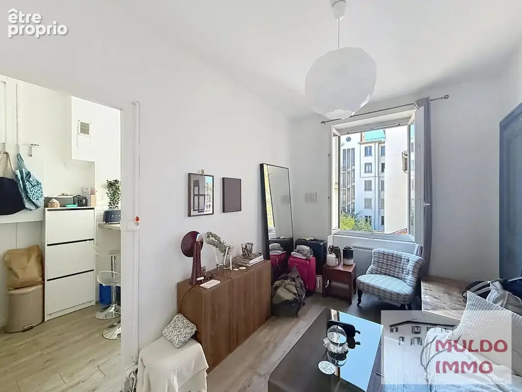 T1 bis coeur 6ème - photo 5