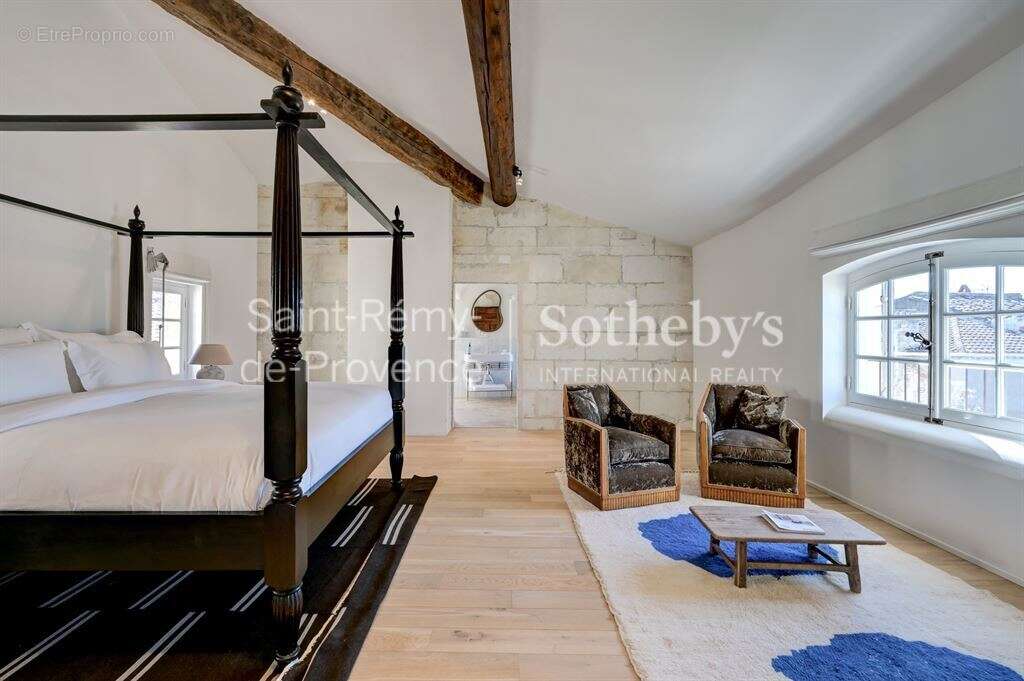 Maison à SAINT-REMY-DE-PROVENCE