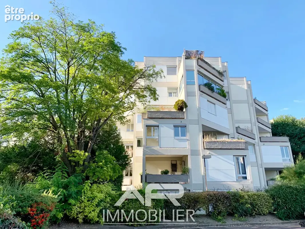 Photo Appartement à Chatou au prix de 245 000€