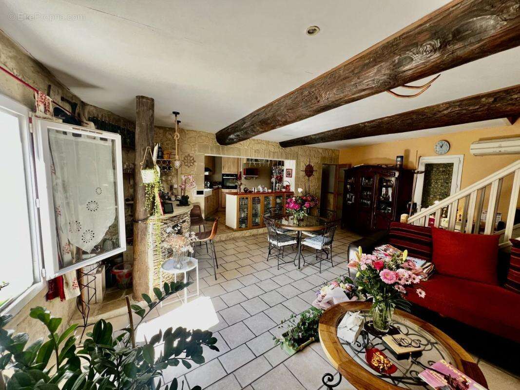 Maison à SAINT-GILLES