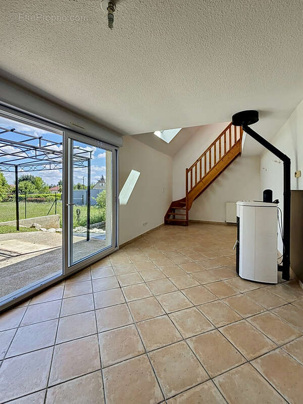 Maison à AUTHUME