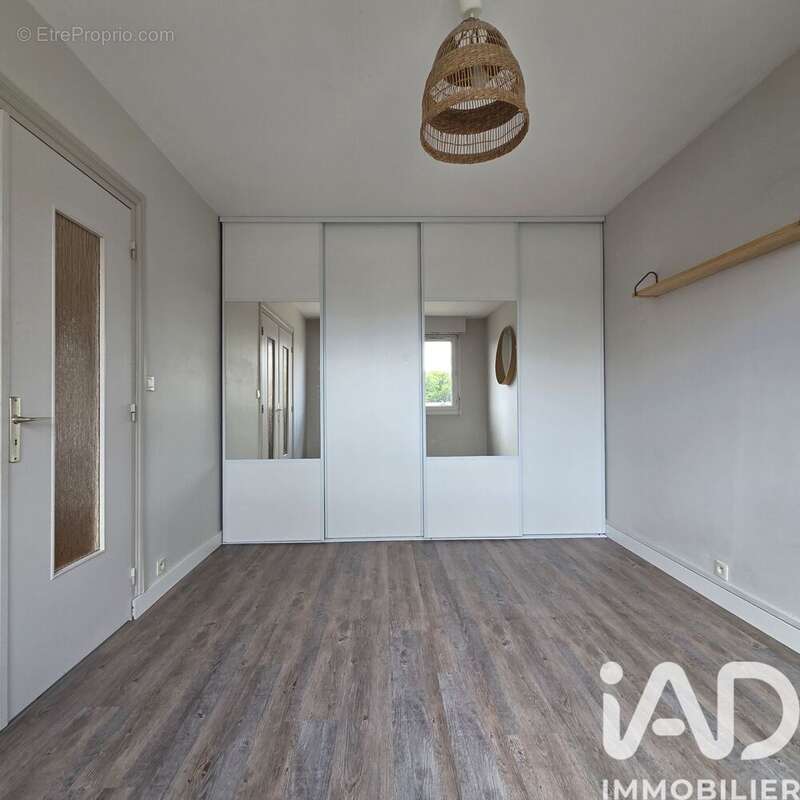 Appartement 84 m² à Tours  - photo 9