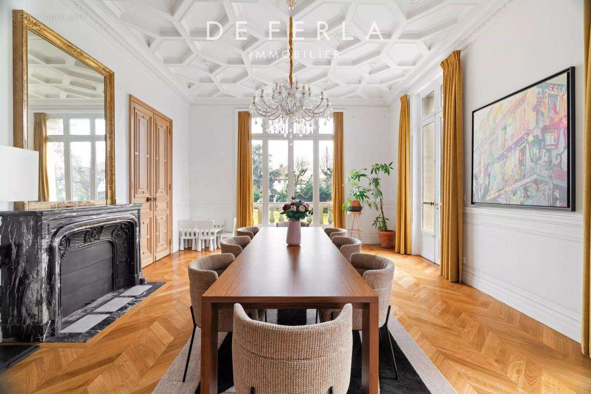 Maison à LE VESINET