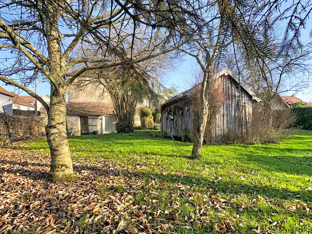 Maison à MONTMIRAIL