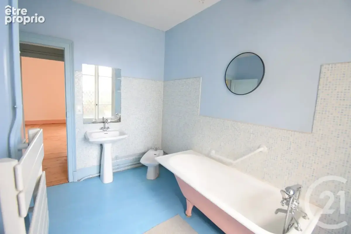 Appartement 113 m² à Vichy  - photo 7