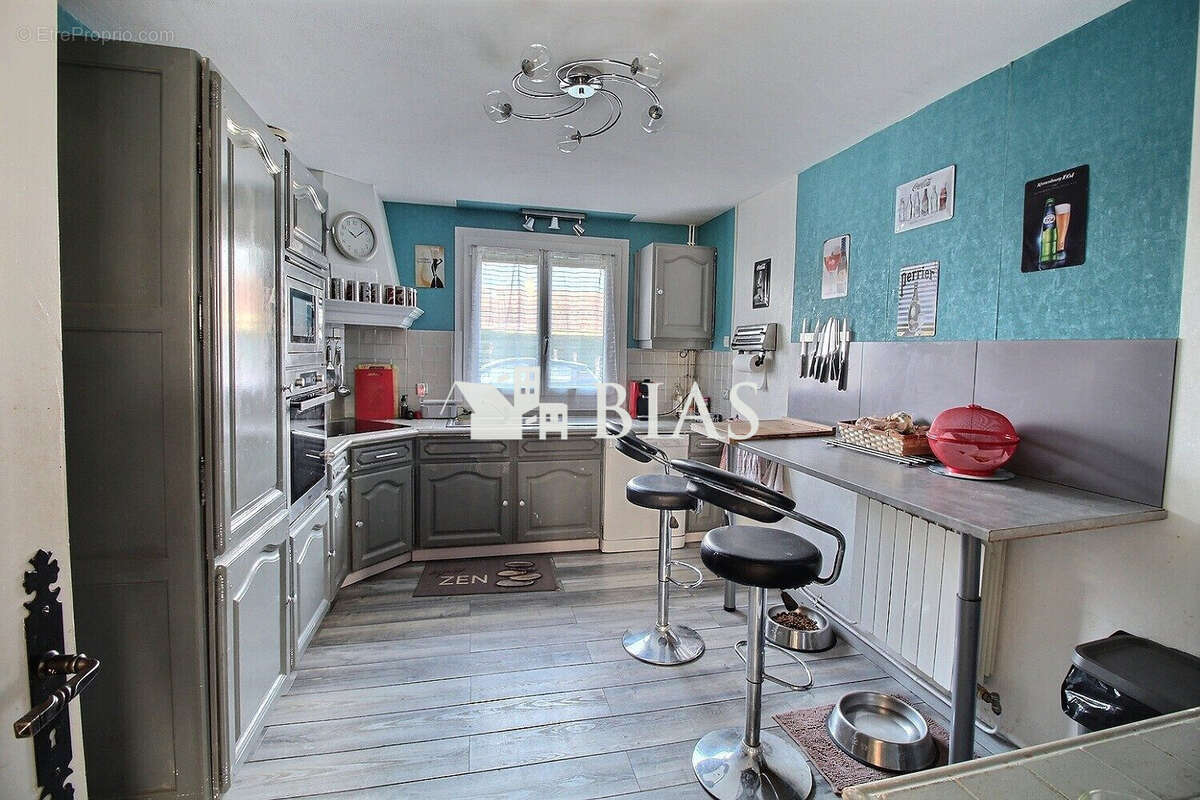 Maison à MANNEVILLE-SUR-RISLE