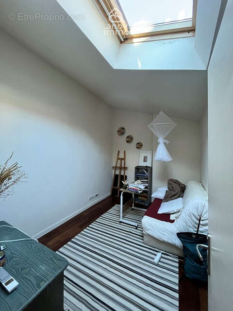 Magnifique Duplex de 91m2, proche Halles sainte Claire - photo 6