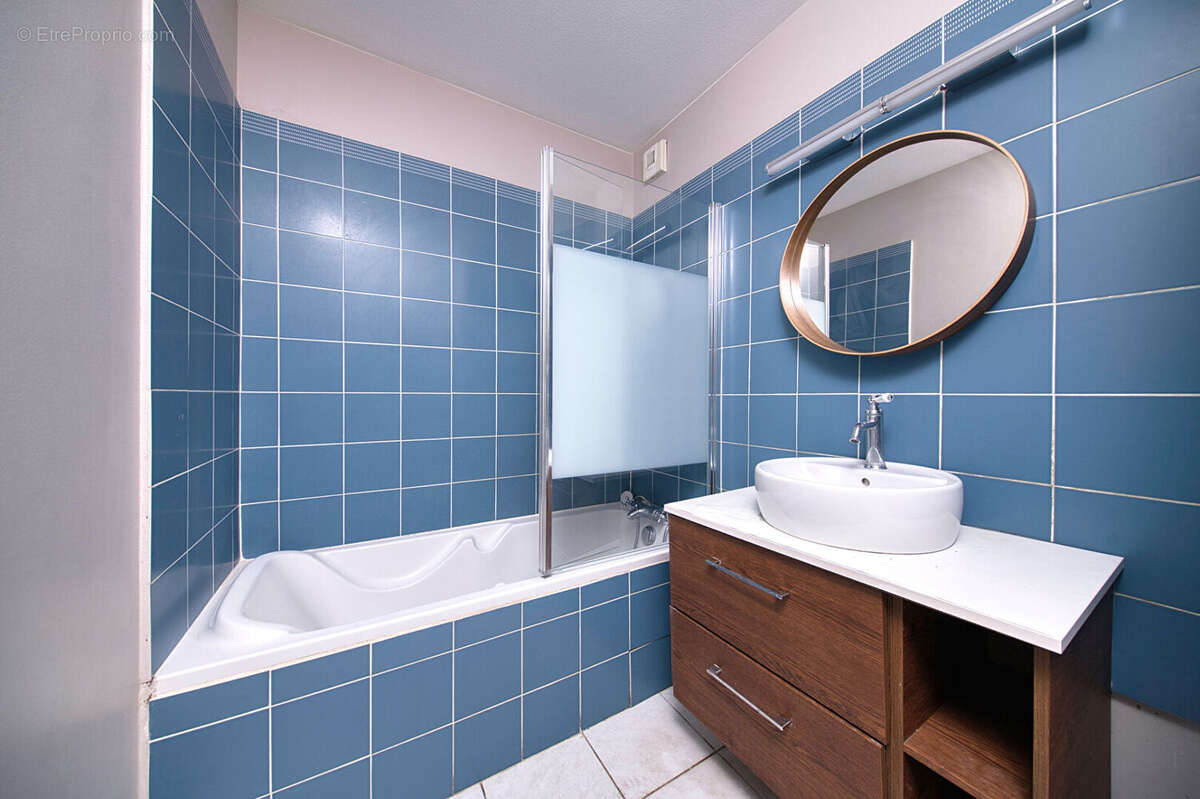 Appartement à SAINTE-FOY-LES-LYON