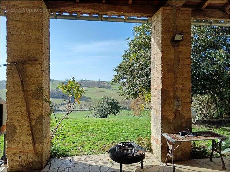 Grange avec Vue - photo 2