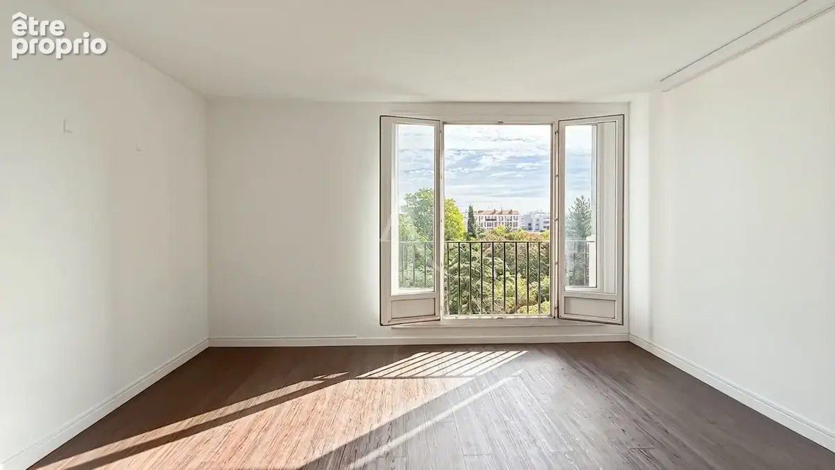Boulogne-Billancourt - 2 pièces de 46 m² au 5ème étage - Vue dégagée sur parc - photo 2