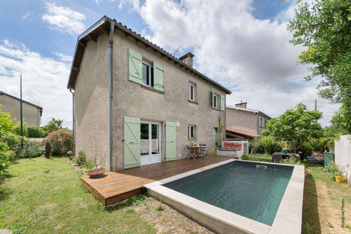 Maison à ESCALQUENS
