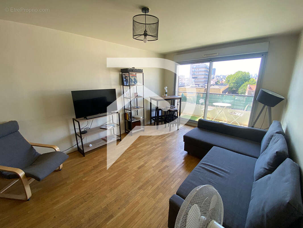 Appartement à AUBERVILLIERS