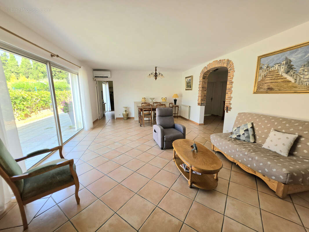 Appartement à HYERES
