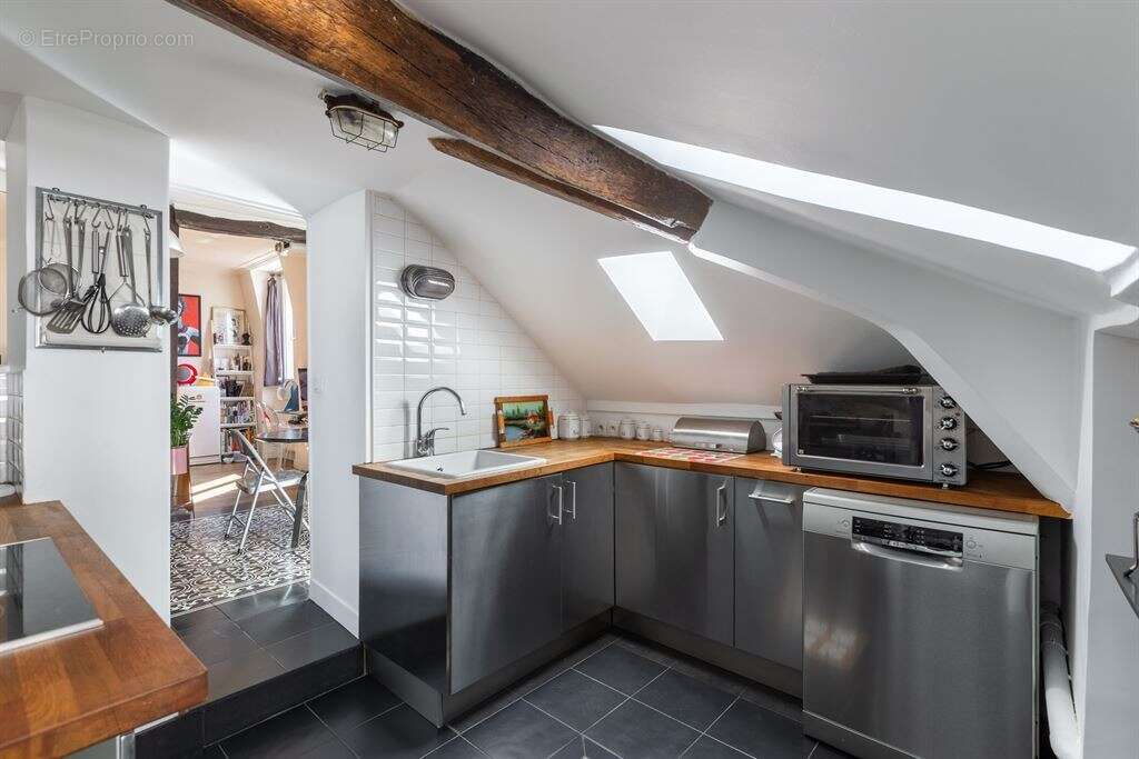 Appartement à PARIS-11E