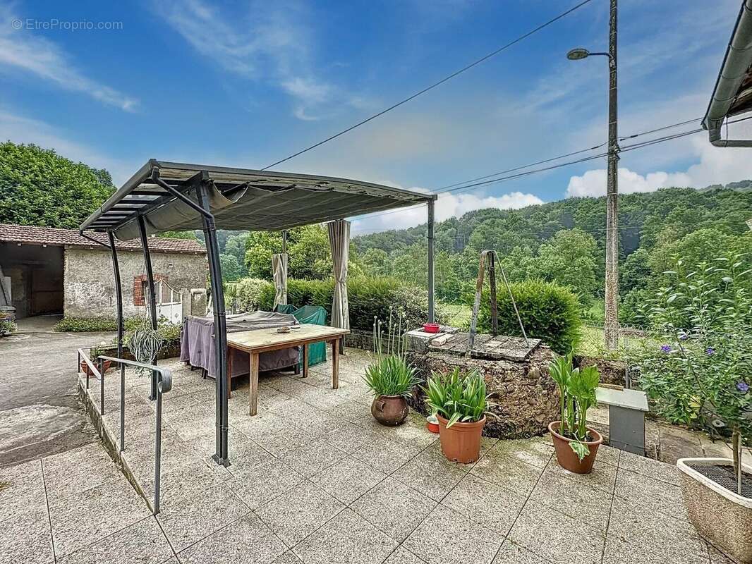 Ferme dépendances sur 1,8ha - photo 13