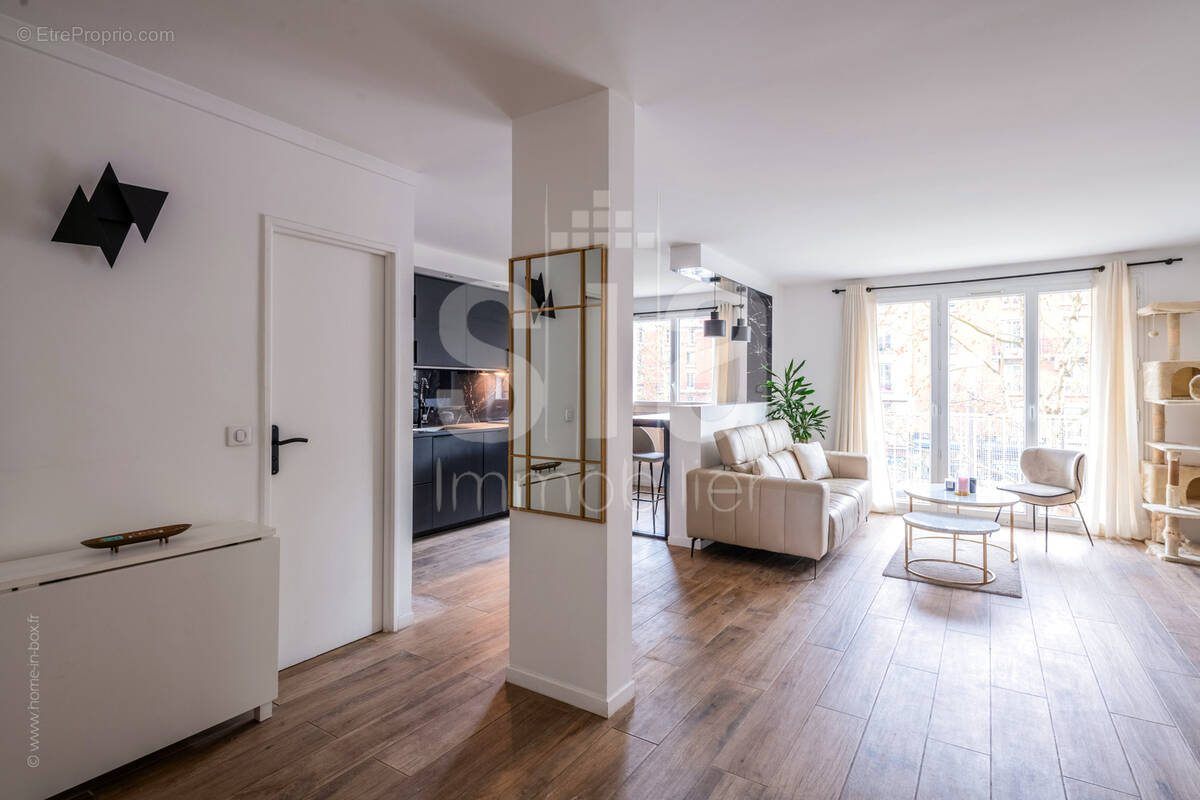 Appartement à PARIS-20E