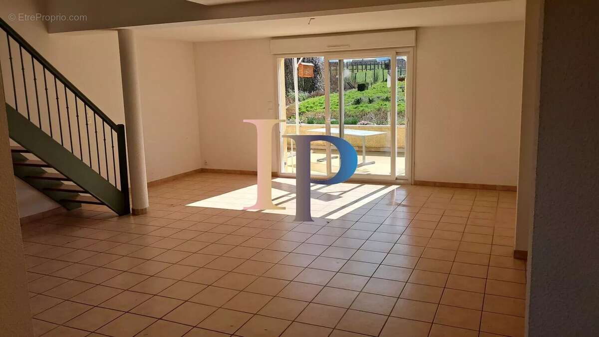 Maison à PARAY-LE-MONIAL