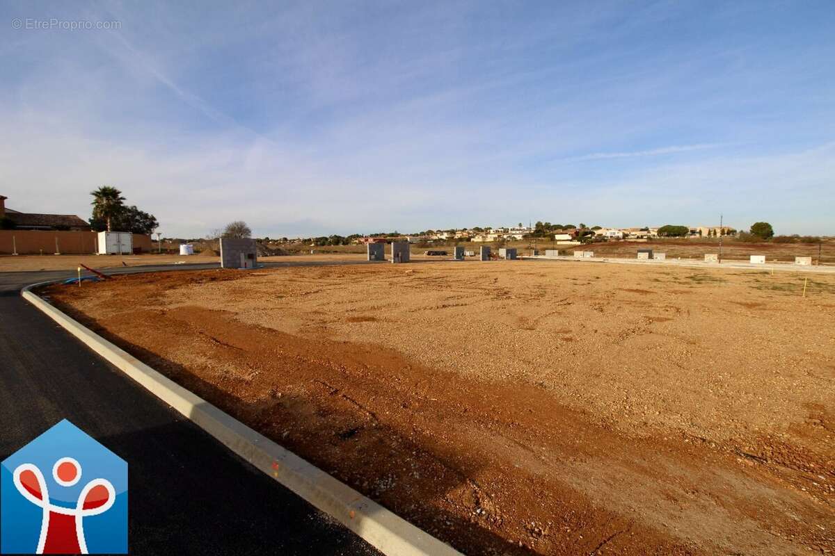 Terrain à PORTIRAGNES