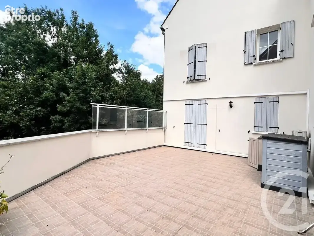 Appartement 4 pièces 74 m² à vendre à Dammartin-En-Goele (77230) - photo 9