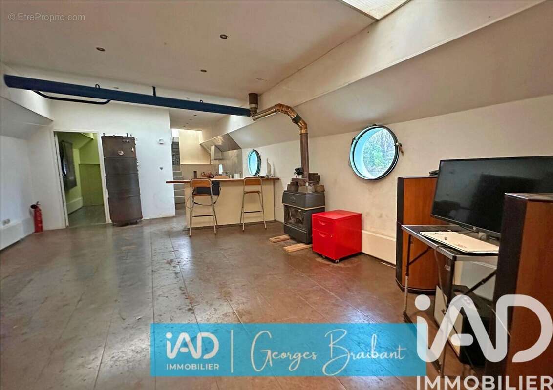 Photo 2 - Maison à SAINT-MAUR-DES-FOSSES