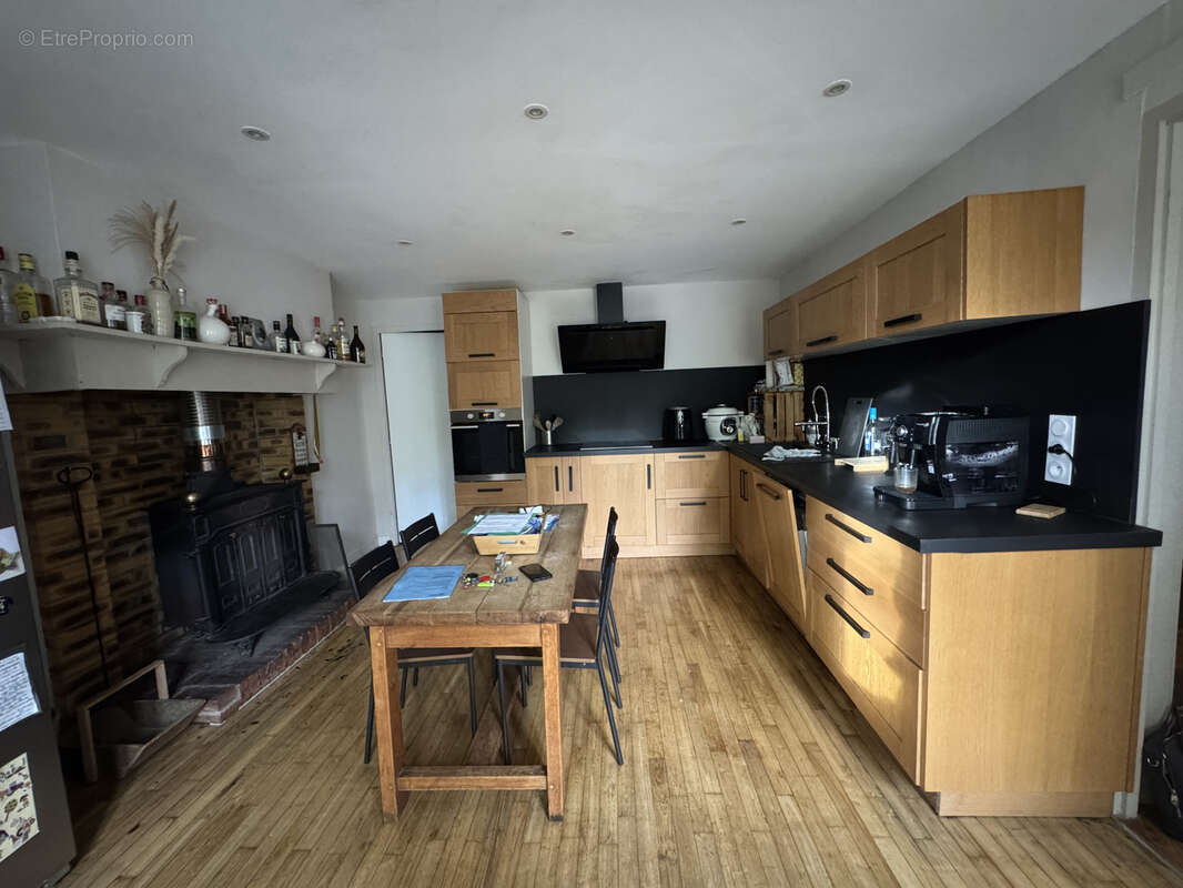 Maison à COGNAC-LA-FORET