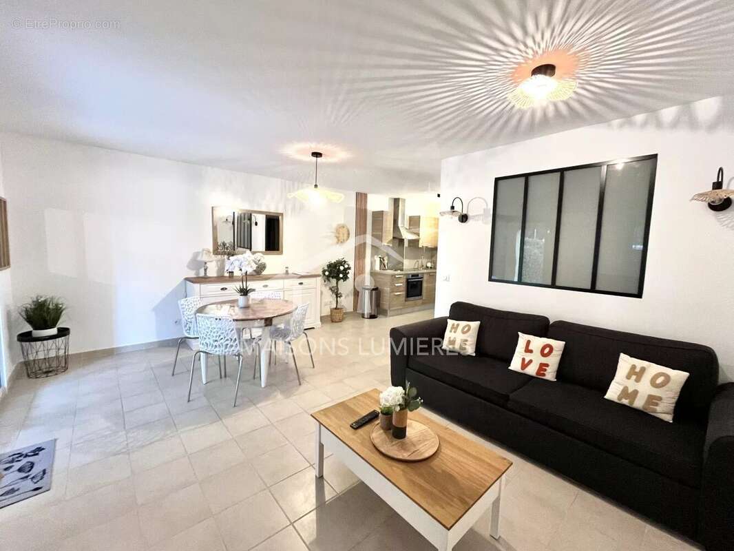 Appartement à ROUSSILLON