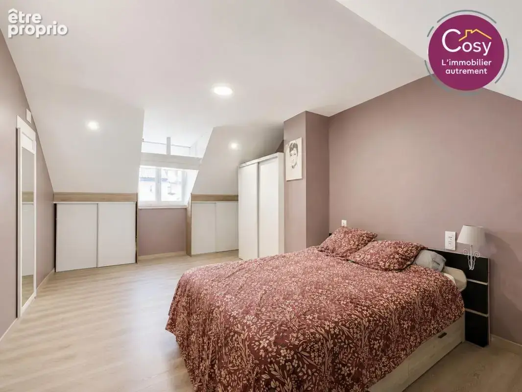 Maison familiale avec grand terrain et dépendances - photo 6