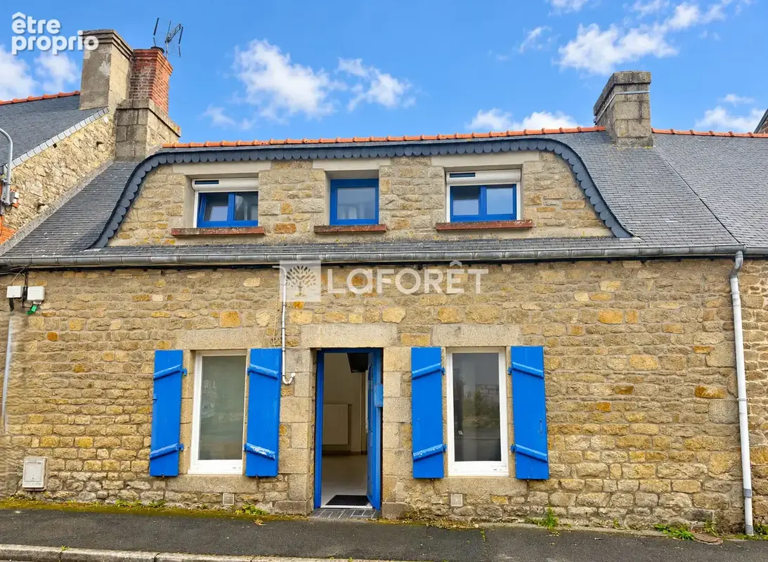 Maison à PLOUMAGOAR