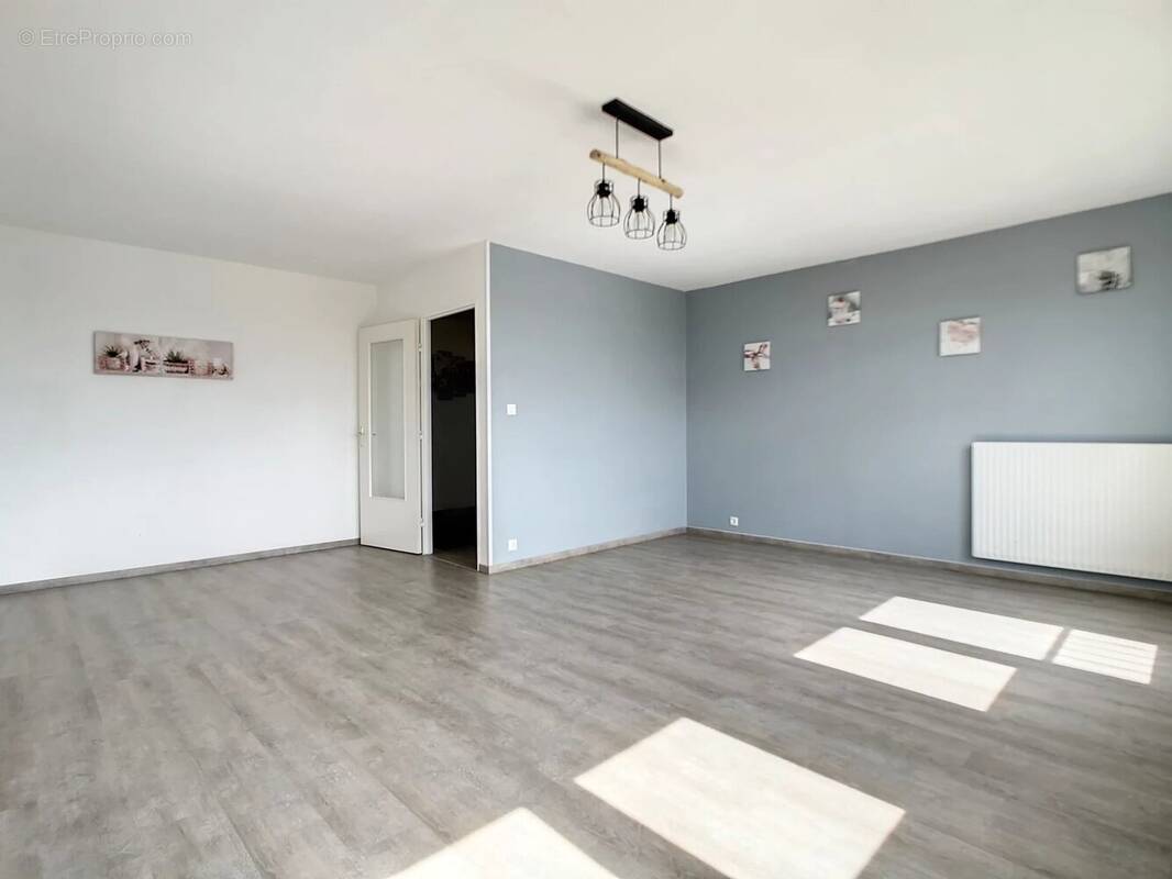 Appartement à SAINT-ANDRE-LES-VERGERS