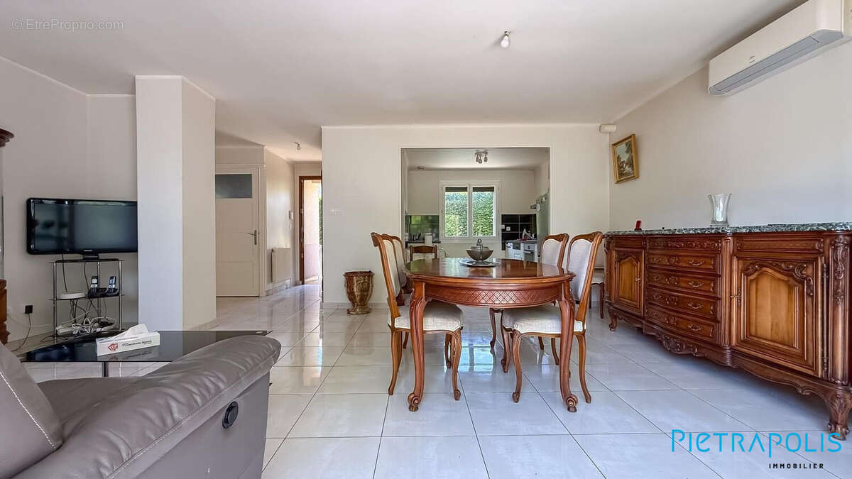 Maison à VILLEURBANNE