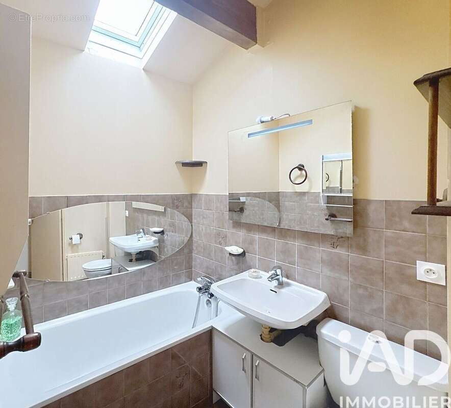 Photo 9 - Maison à SAVIGNY-LE-TEMPLE