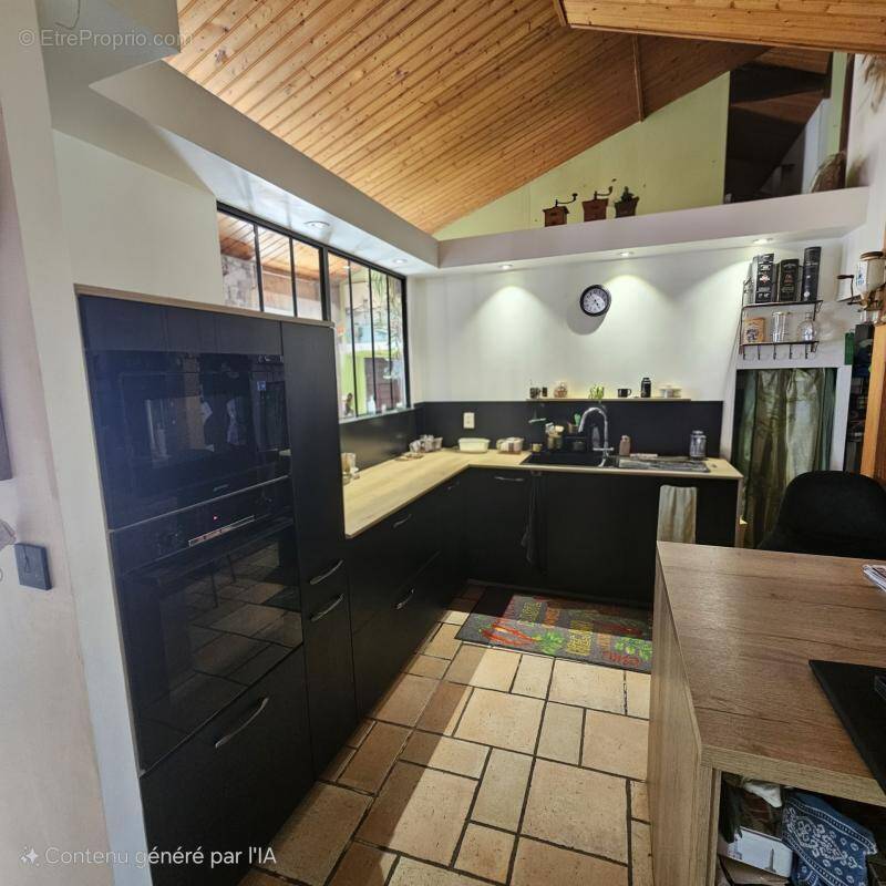 Maison à MAREUIL-SUR-LAY-DISSAIS