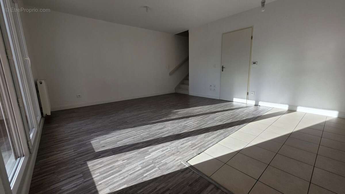 Appartement à VILLENAVE-D'ORNON