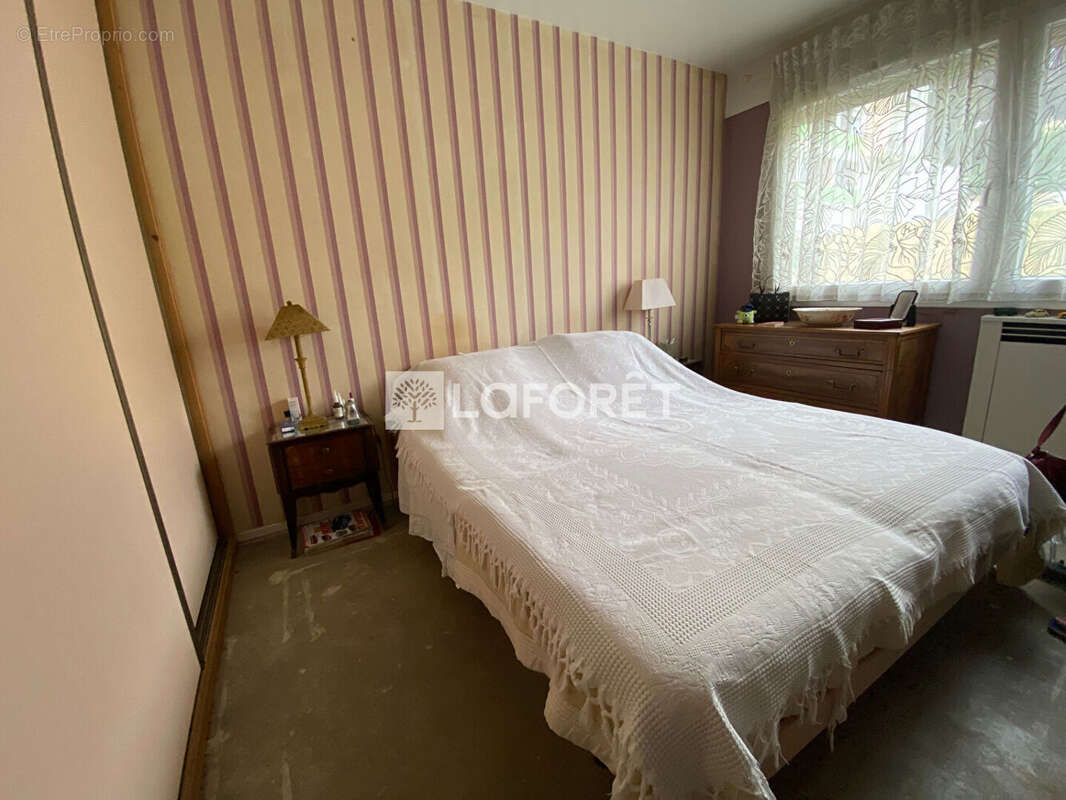 Appartement 2 chambres avec balcon, cave et parking sous-sol  ROUEN Descroizilles - photo 6
