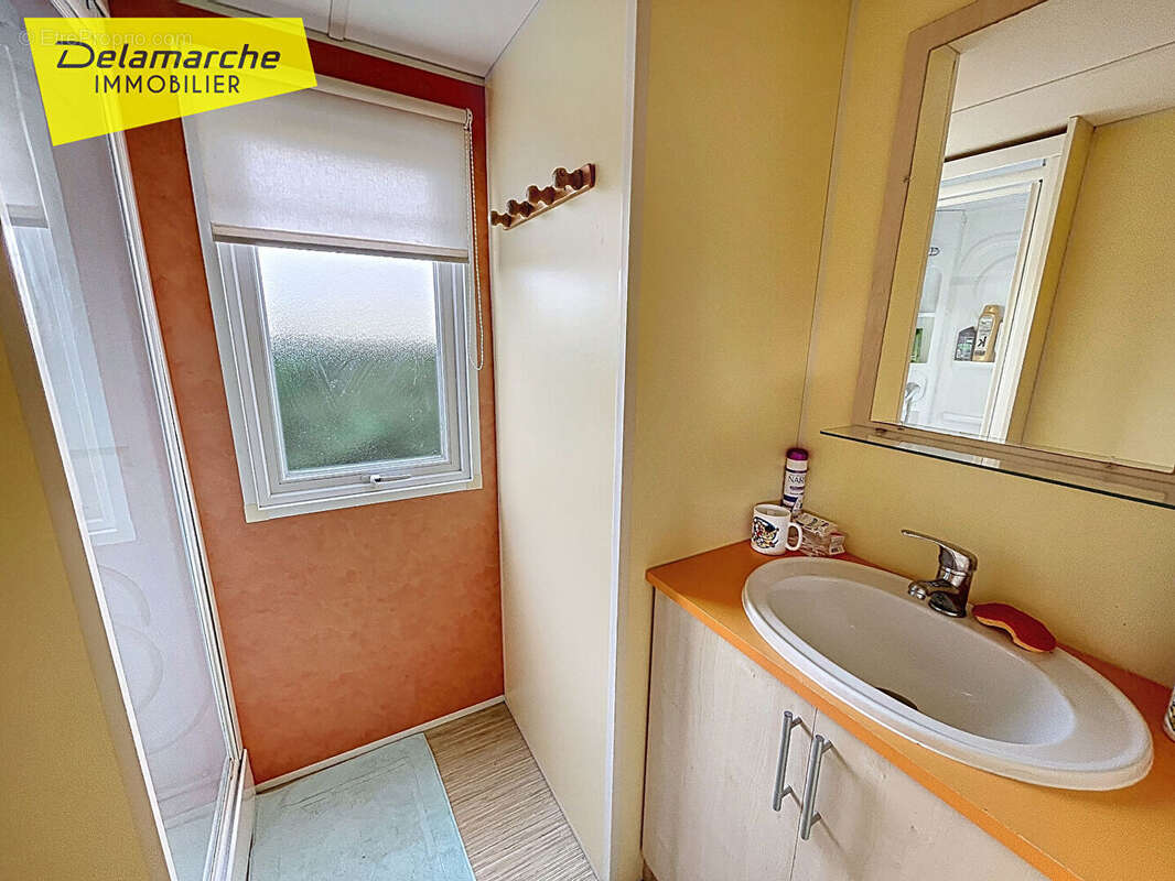 Maison à MONTMARTIN-SUR-MER