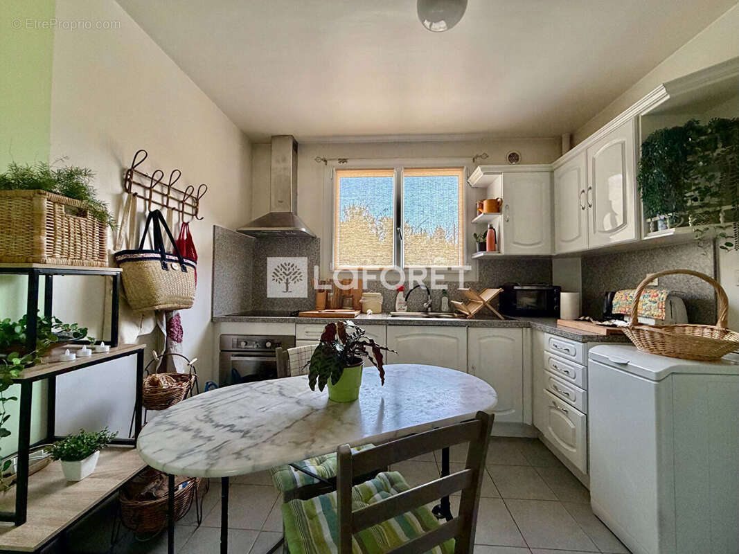 Appartement Cahors 3 pièce(s) 69m2 - photo 2
