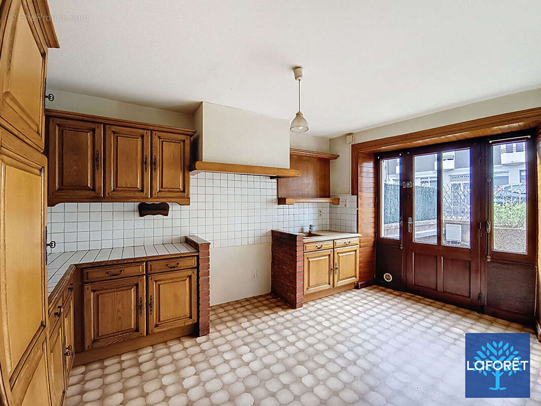 Maison à ESPALY-SAINT-MARCEL