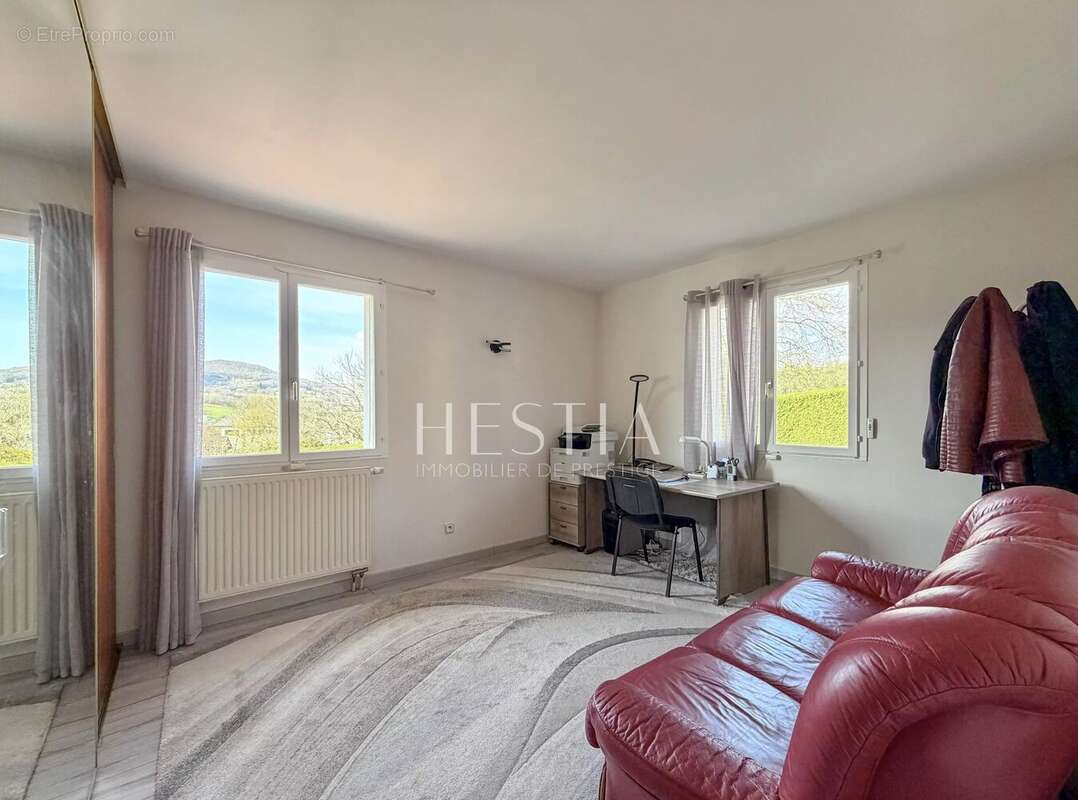 Maison à SAINT-MARTIN-BELLEVUE