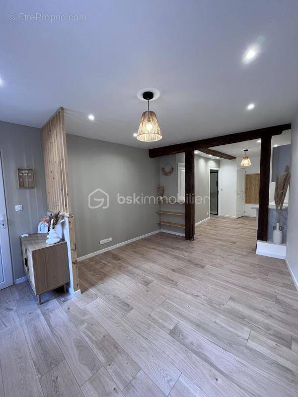 Appartement à SOREZE