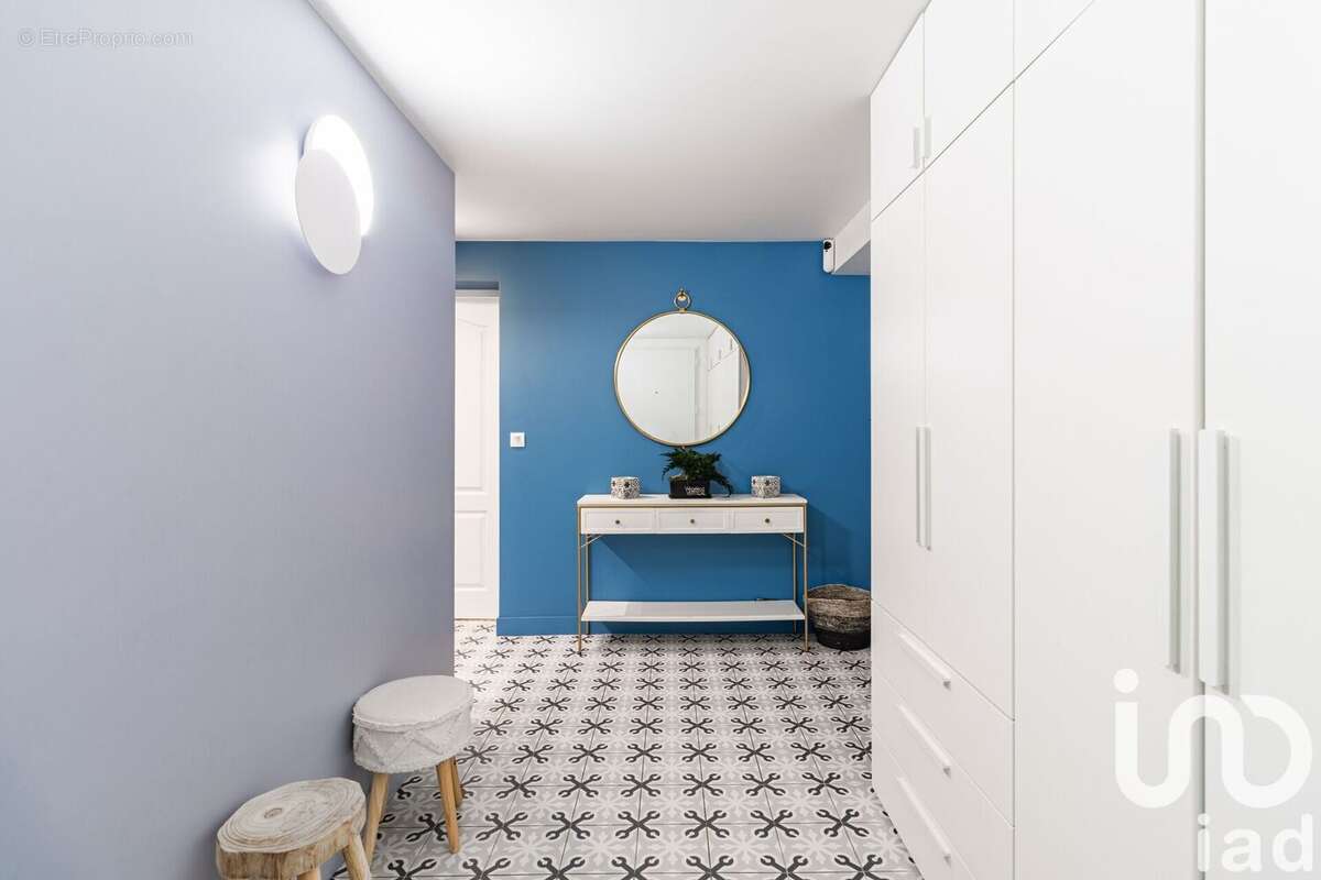 Photo 3 - Maison à SURESNES