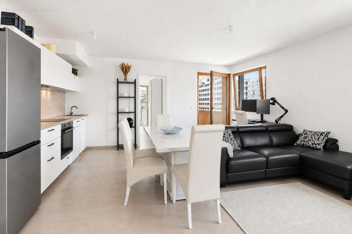 Appartement à BUSSY-SAINT-GEORGES