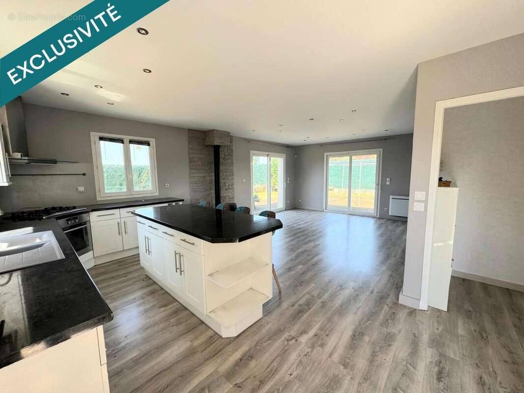 Photo 6 - Maison à PORT-VILLEZ