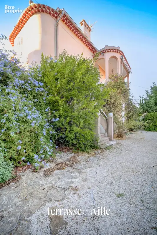 Photo Appartement à La Ciotat au prix de 468 000€