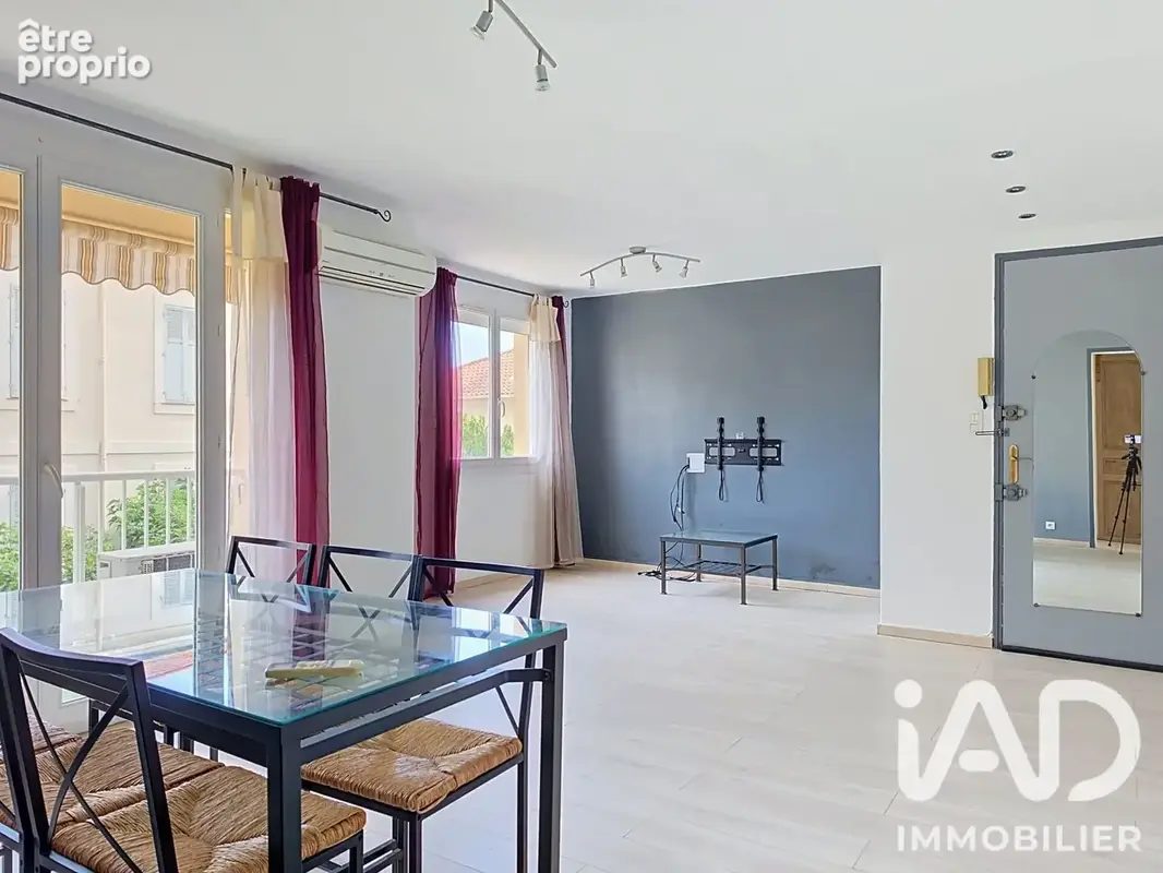 Photo 1 - Appartement à HYERES