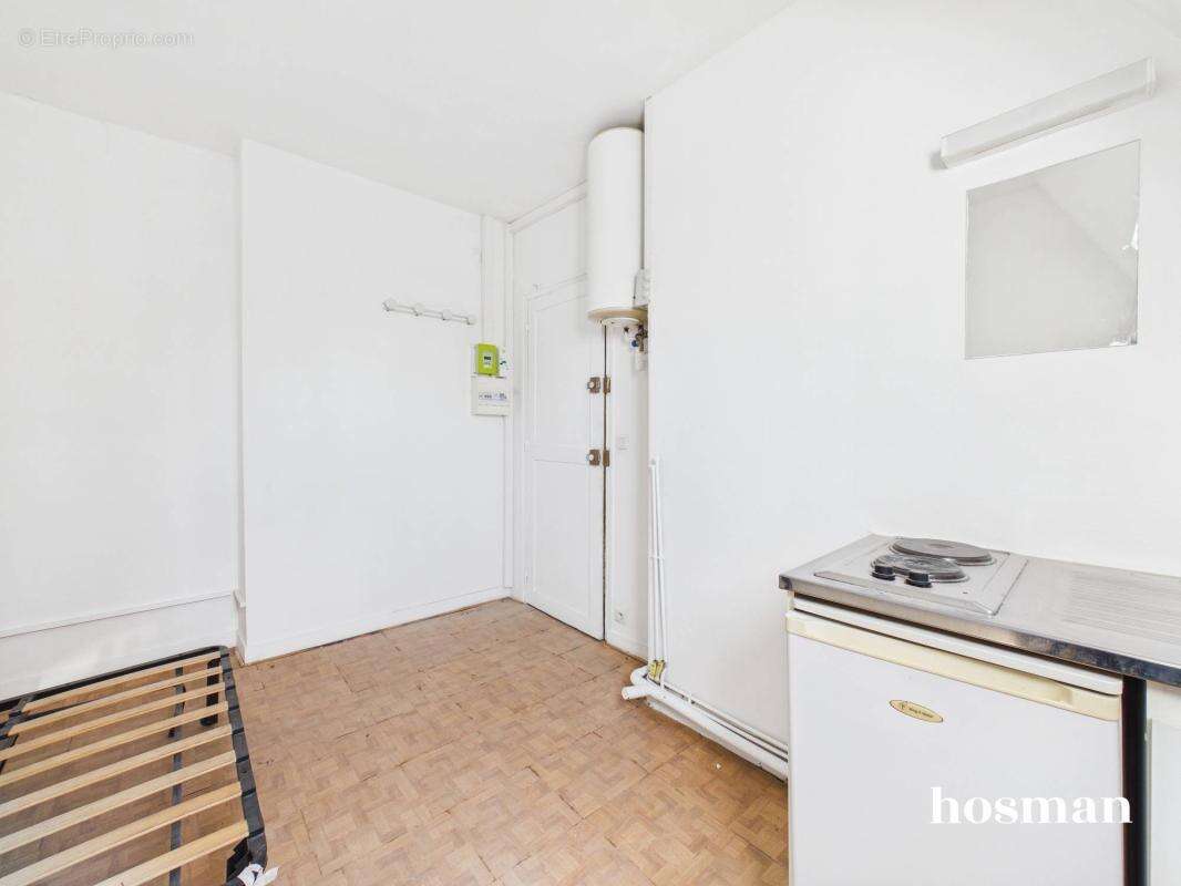 Chambre de service, 1 pièce, 8 m² Carrez - Dernier étage - Avenue D'Iéna, Paris - photo 5